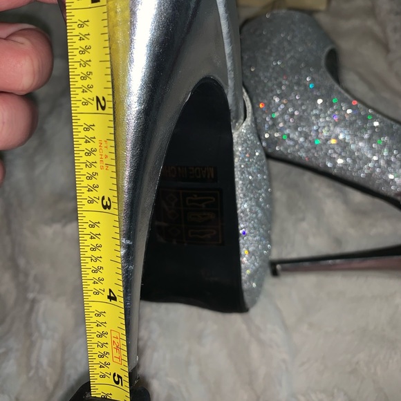 Michaelangelo Size 8.5 Platform Peep-Toe Heels - Picture 6 of 7